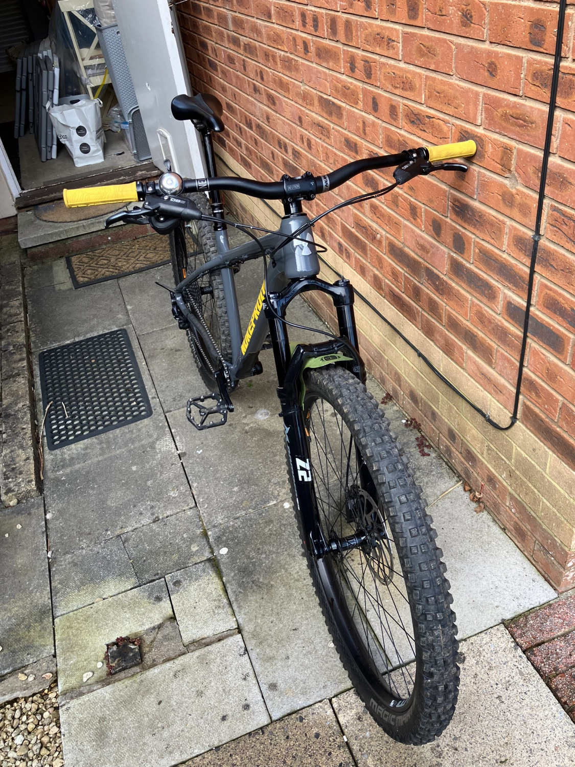Nukeproof Scout 290 Comp 2022