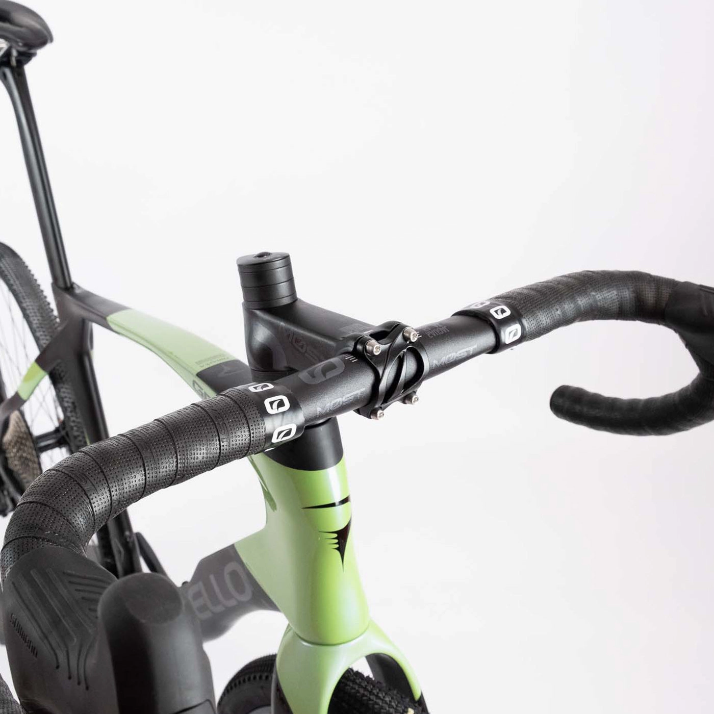 Pinarello Grevil GRX Di2 - Black green