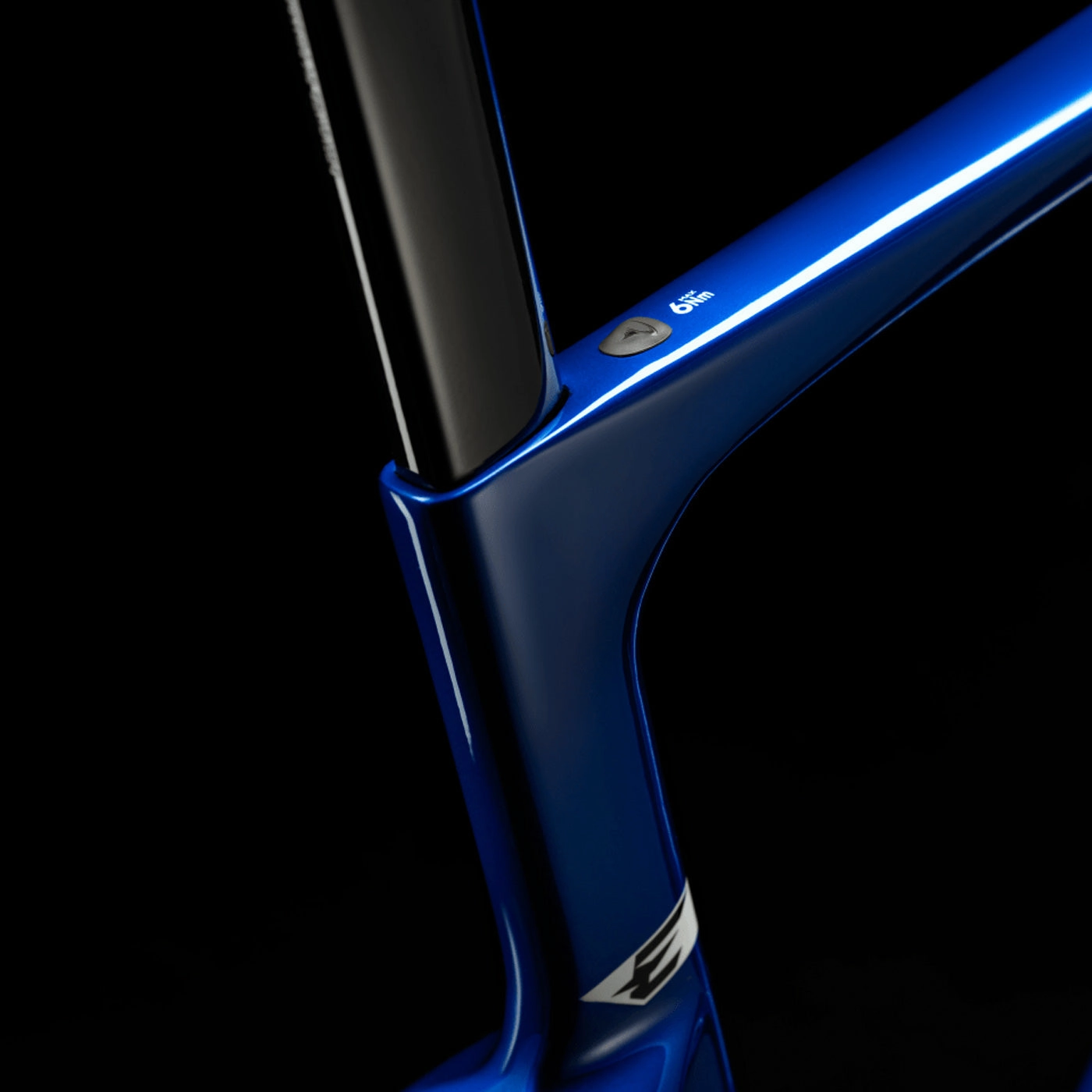 Pinarello Nytro E7 Ultegra Di2 - Blue