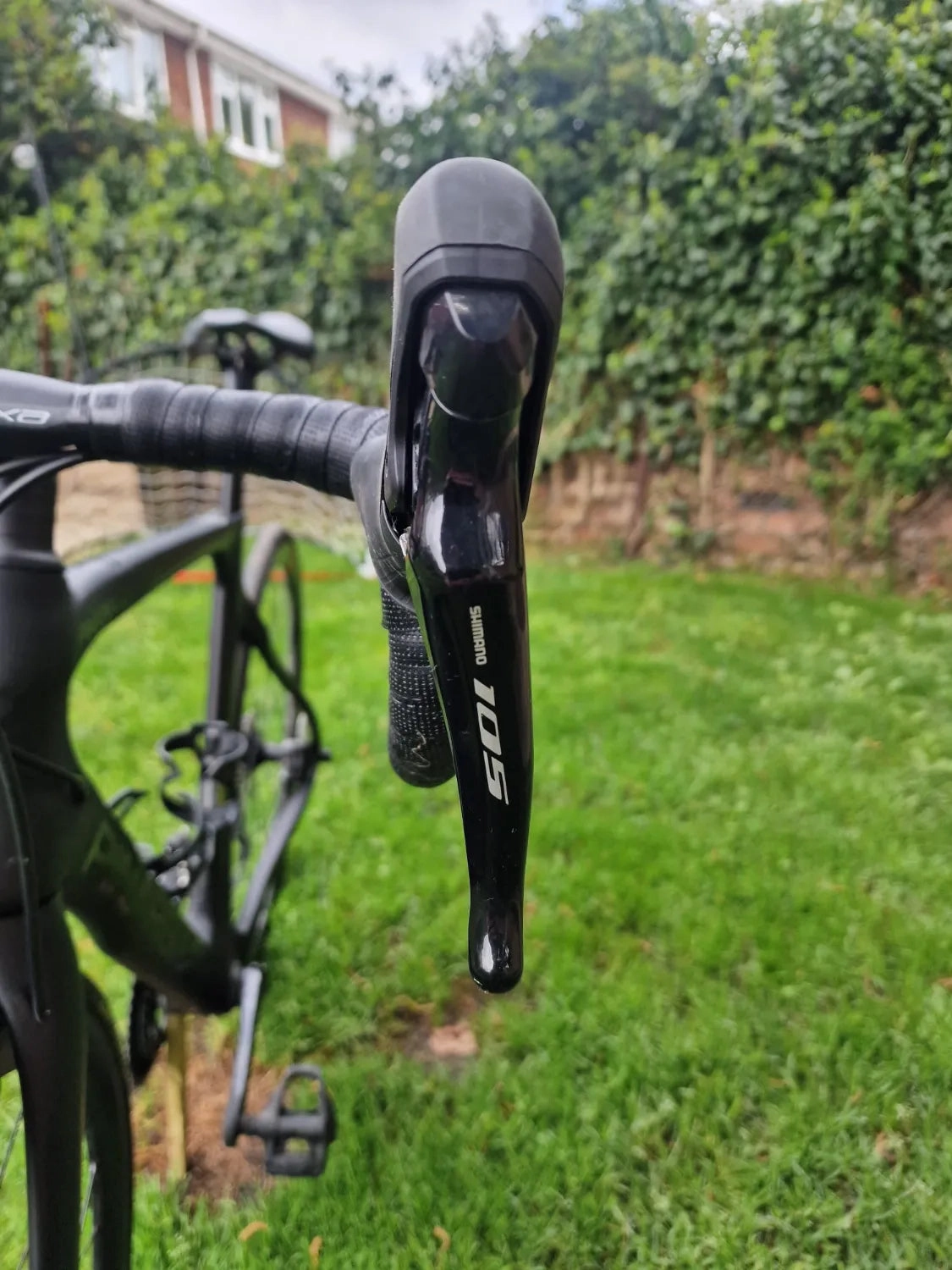 Pinarello Paris 105 Bike 2020