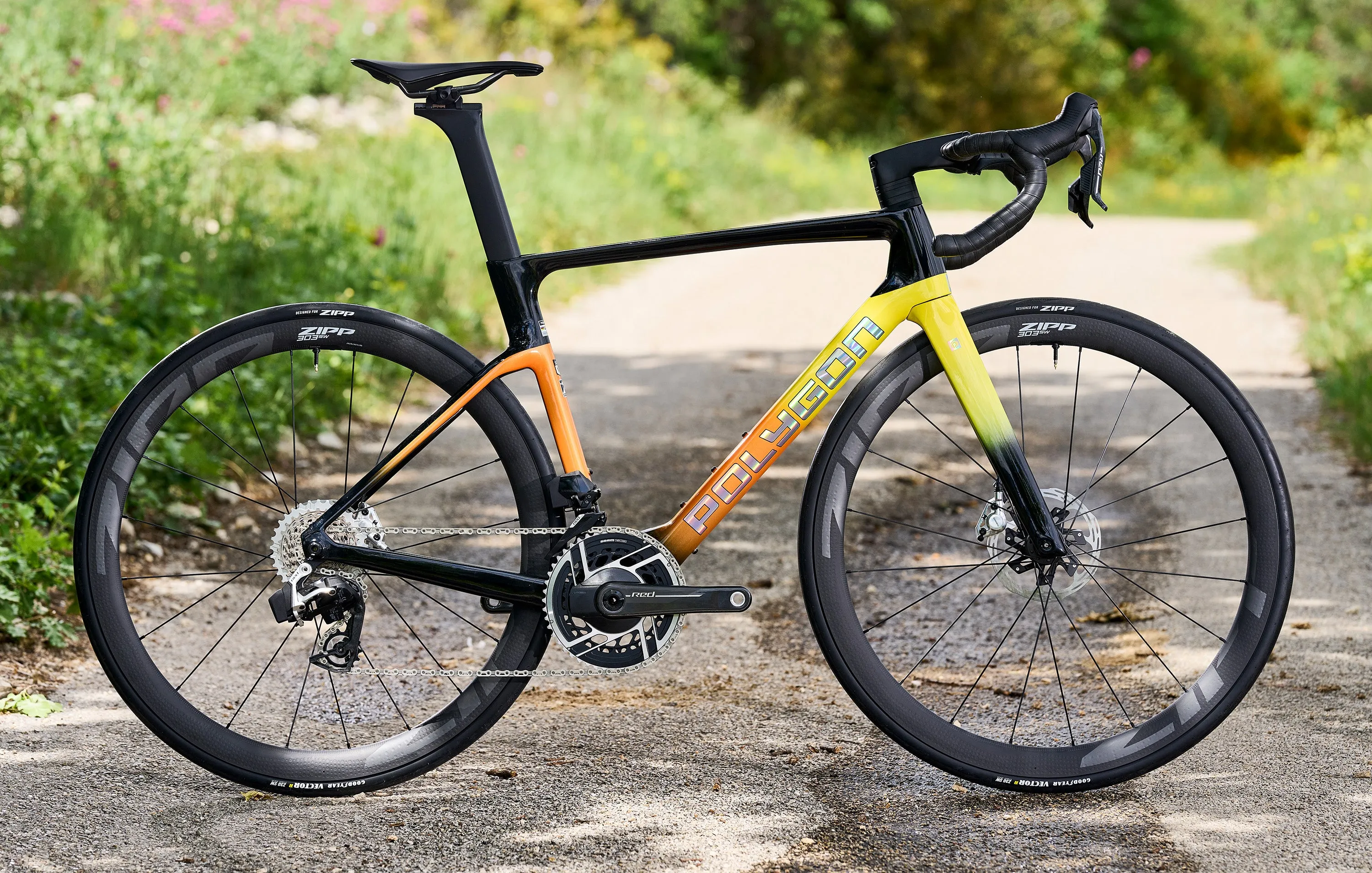 Polygon Helios A0 - SRAM Red AXS Carbon Road Bike