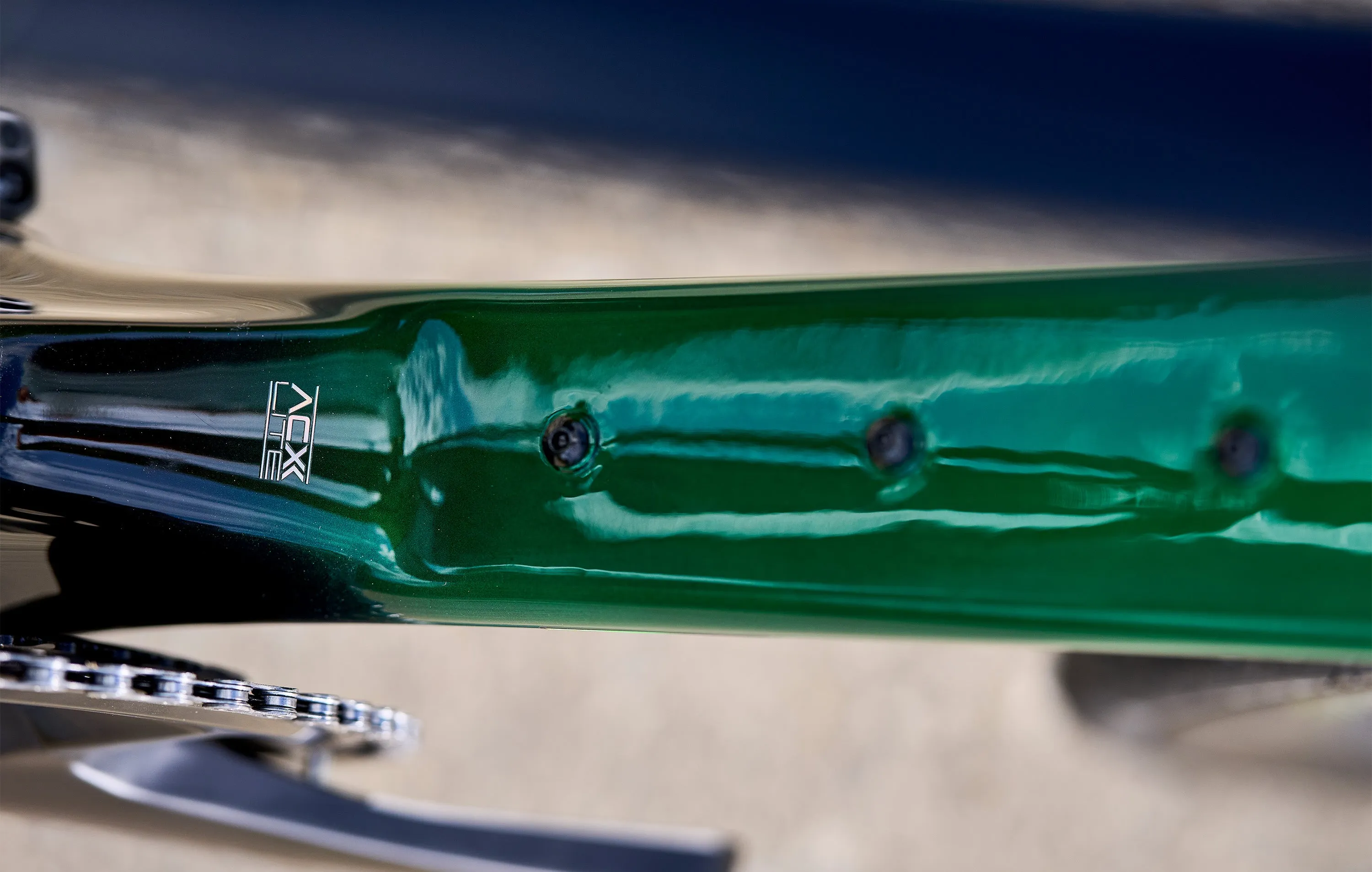 Polygon Helios A8 - Ultegra Di2 Carbon Road Bike
