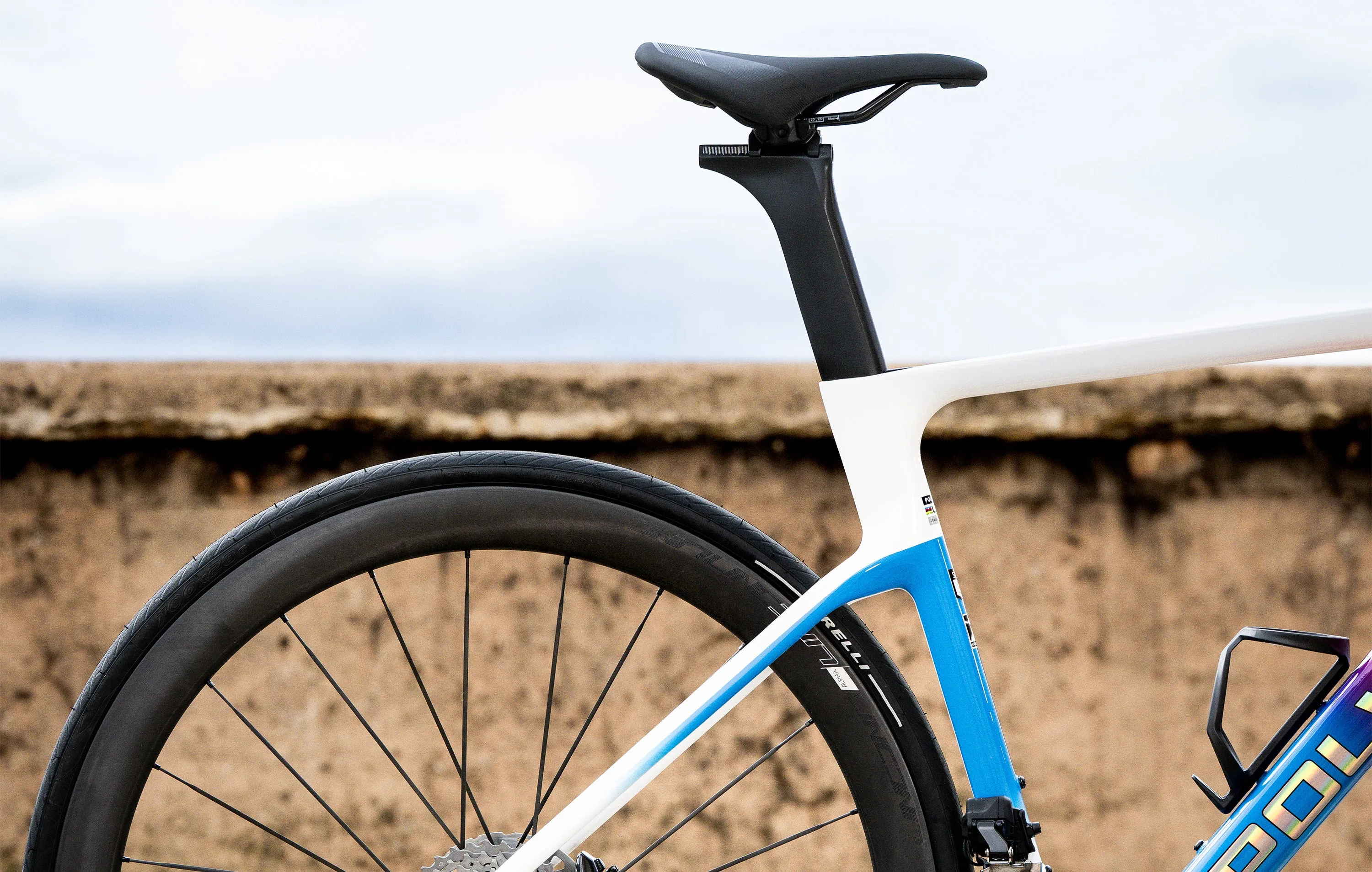 Polygon Helios A9 - Dura Ace Di2 Carbon Road Bike