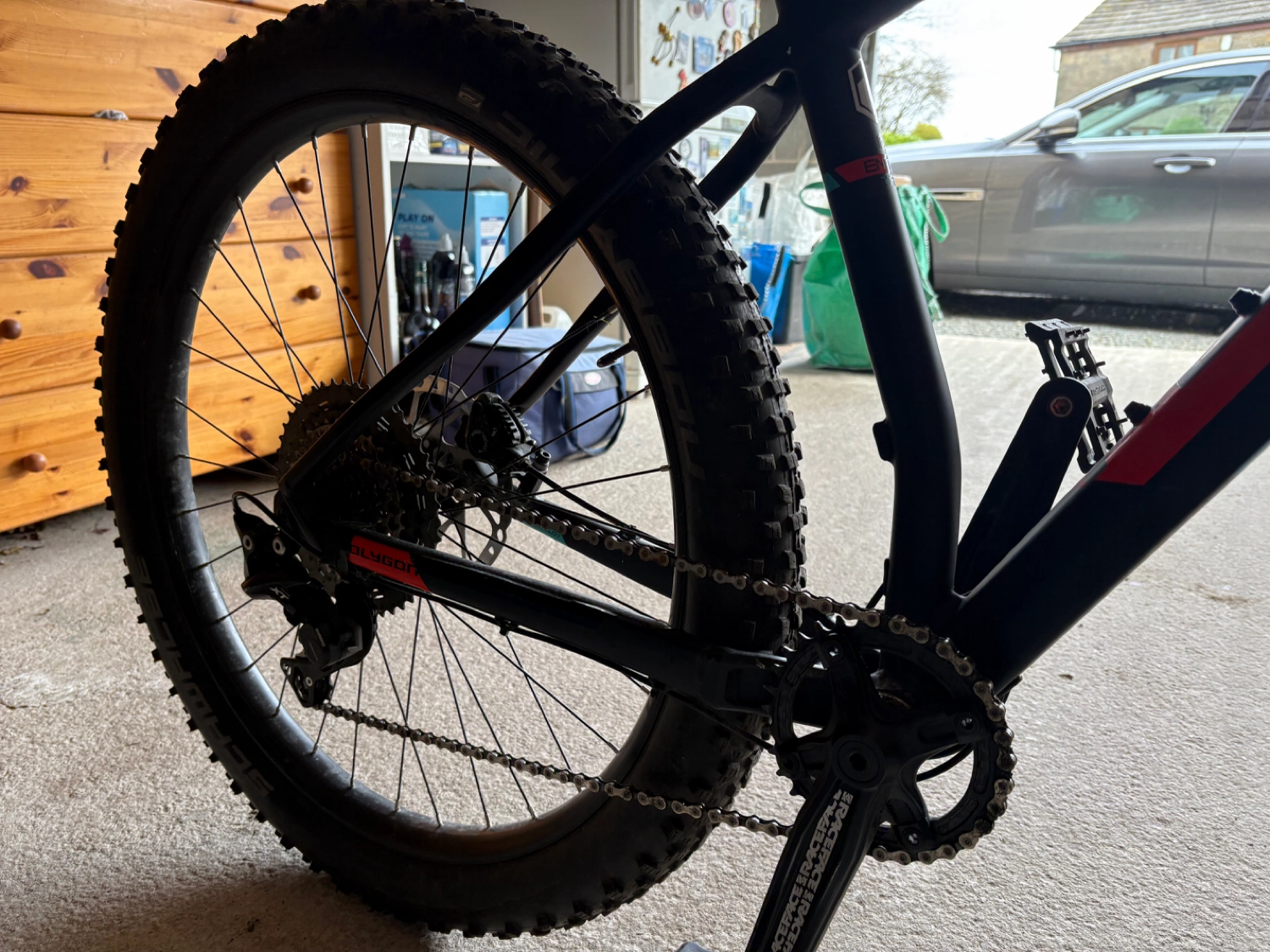 Polygon ENTIAT TR8 2019