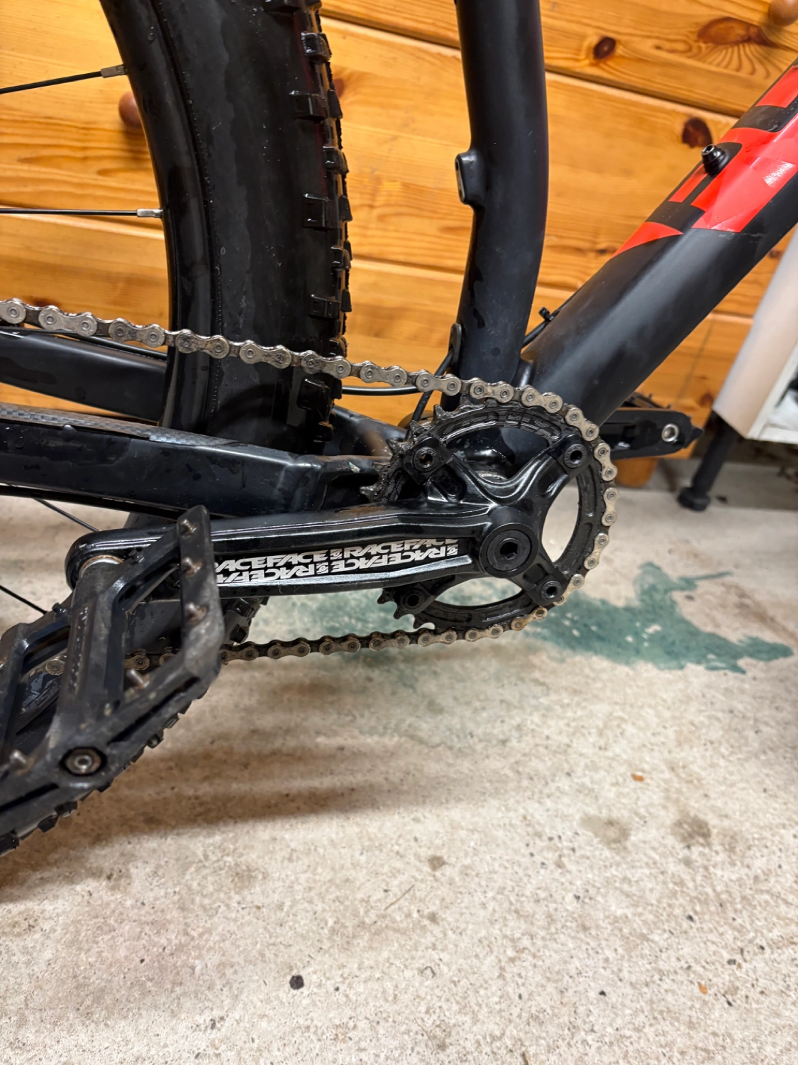 Polygon ENTIAT TR8 2019