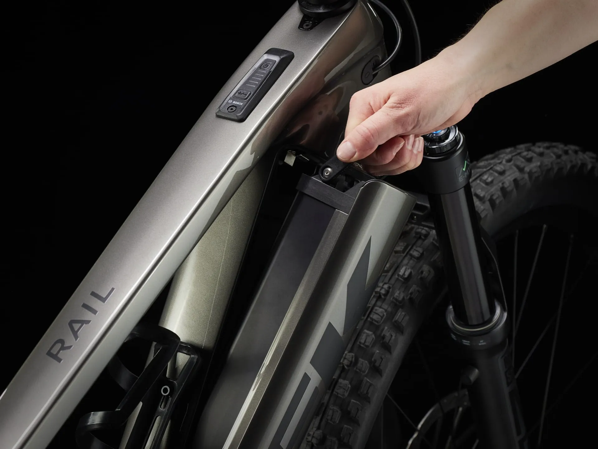 Rail 9.8 GX AXS T-Type Gen 4 Mercury