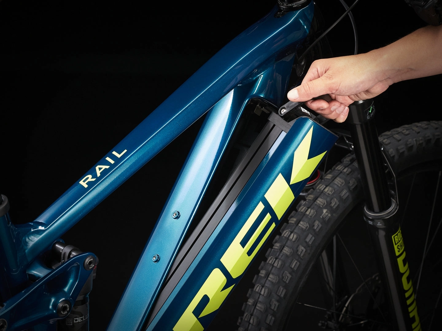 Rail 7 Dark Aquatic/Trek Black
