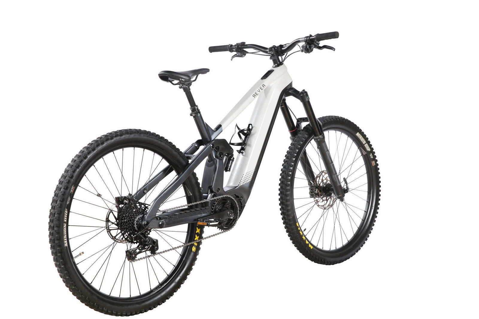 REVER Premium Carbon