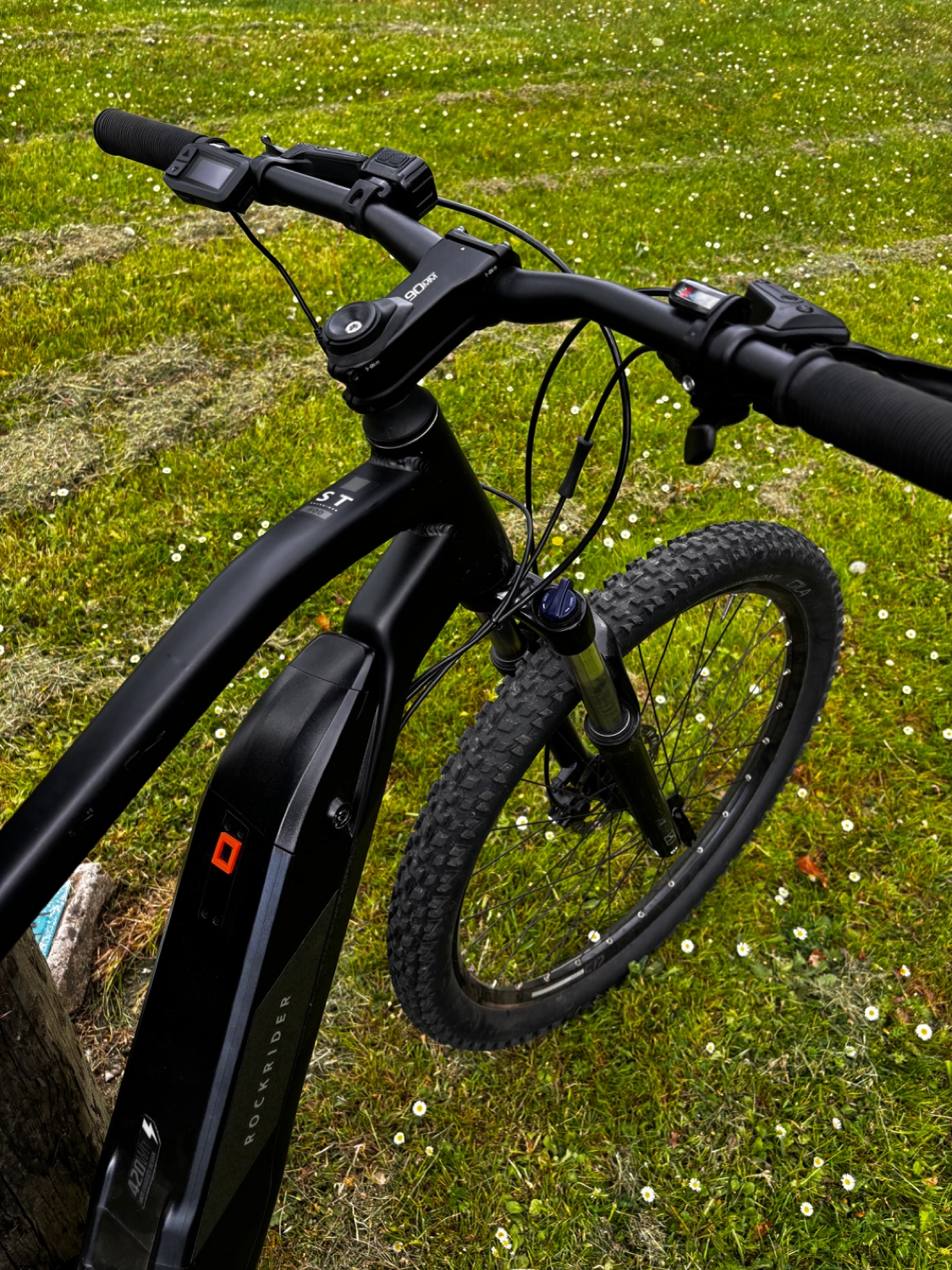 ROCKRIDER 27.5" Hardtail Electric Mountain Bike E-ST 500 2023