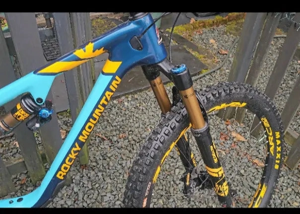 Rocky Mountain Altitude Carbon 90 2020