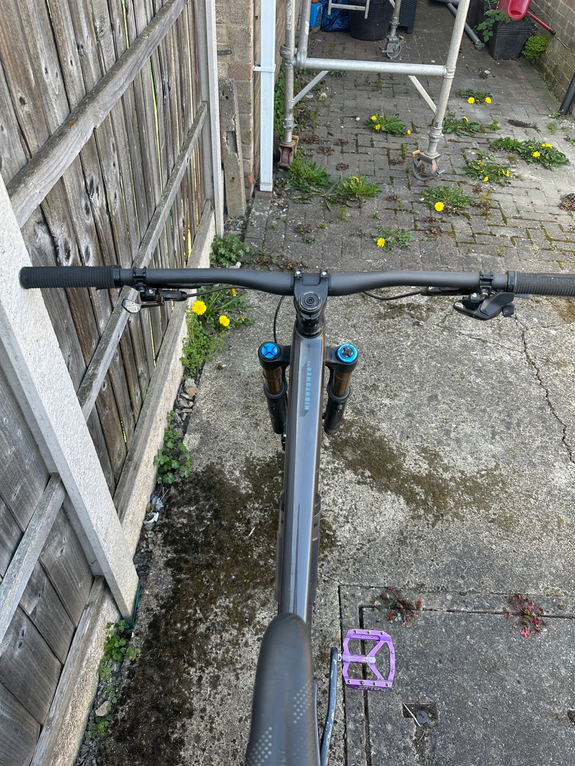 Santa Cruz Hightower X01 / AXS / RSV / Carbon CC / 29 2022