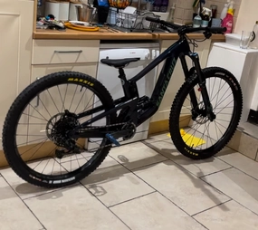 Santa Cruz MEGATOWER GX AXS / Carbon C 2023