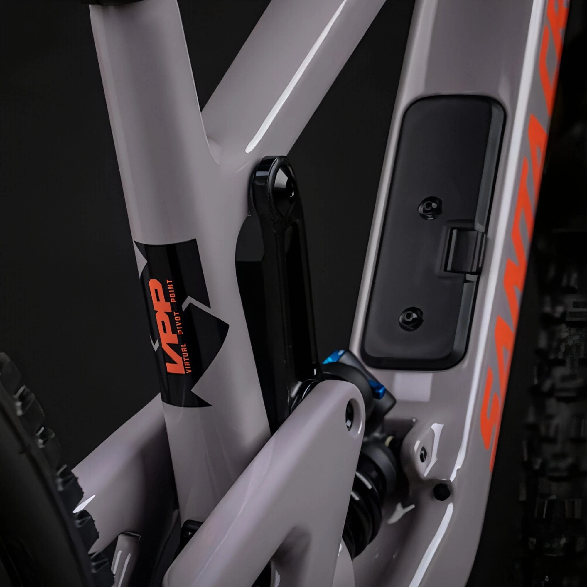 Santa Cruz Nomad 6 C GX AXS Carbon Mountain Bike 2023 - Gloss Gypsum