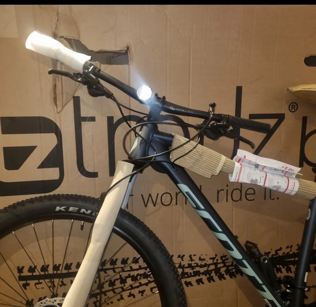Scott Contessa Active 10 2022