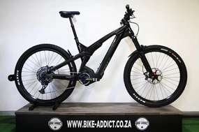 SCOTT Strike eRide 900 EVO Small (2023) - Shop Soiled