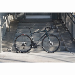 Specialized Aethos Expert Ultegra Di2 w/ ENVE SES 2.3c Wheels