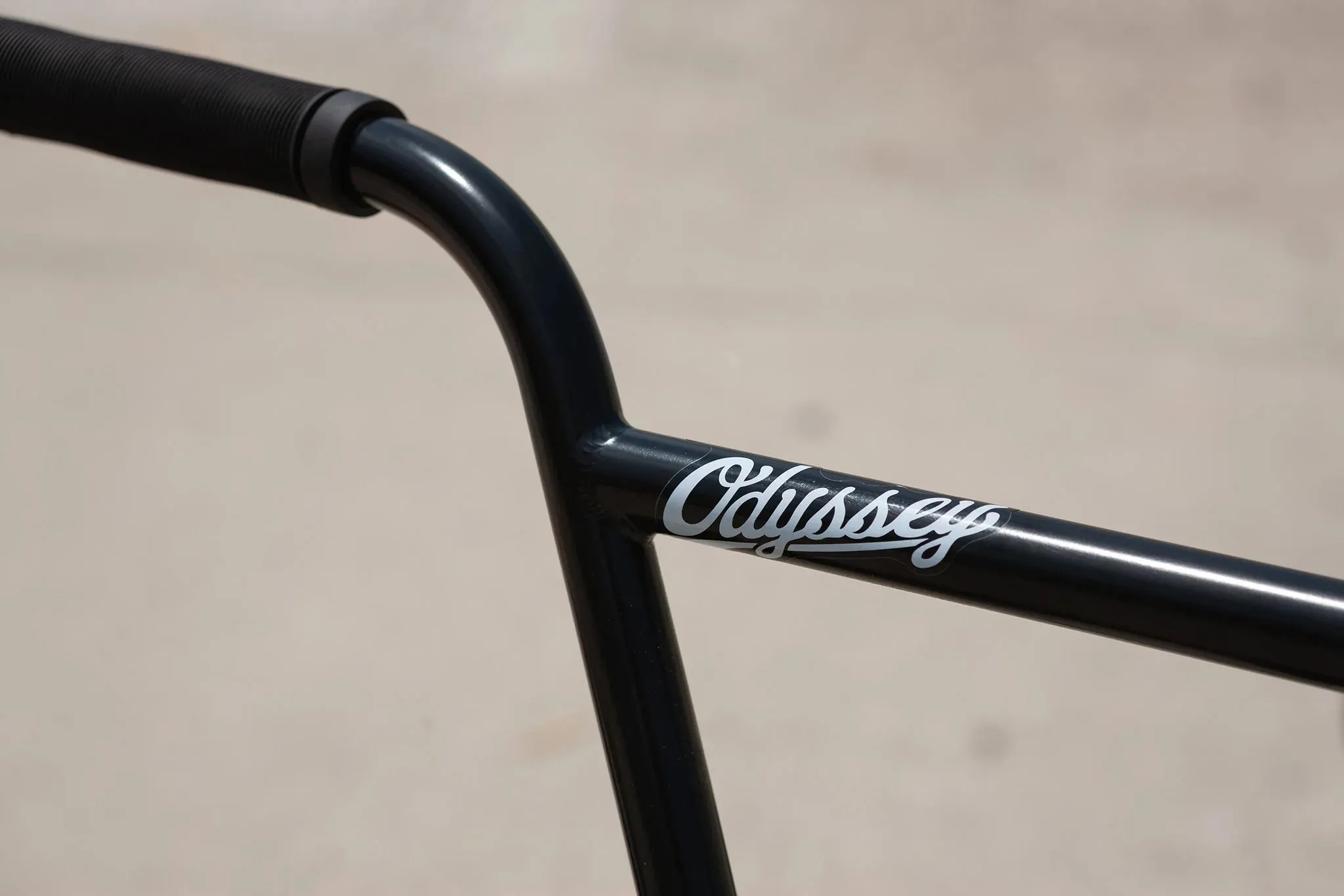 Sunday 2022 Soundwave Cassette Special 21 Gary Young Signature Complete BMX Bike RHD/LHD - Gloss Classic White