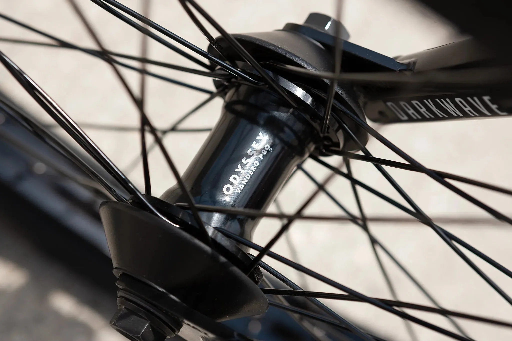 Sunday 2022 Soundwave Cassette Special 21 Gary Young Signature Complete BMX Bike RHD/LHD - Gloss Classic White