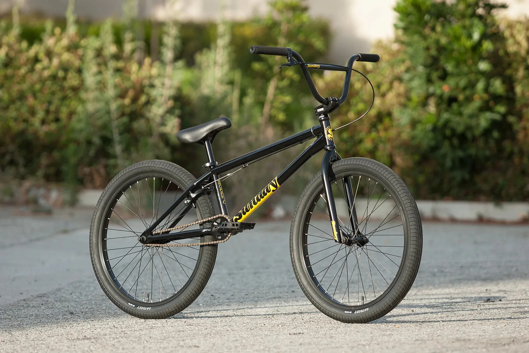 Sunday 2023 Model C 24 Complete BMX Bike - Gloss Black