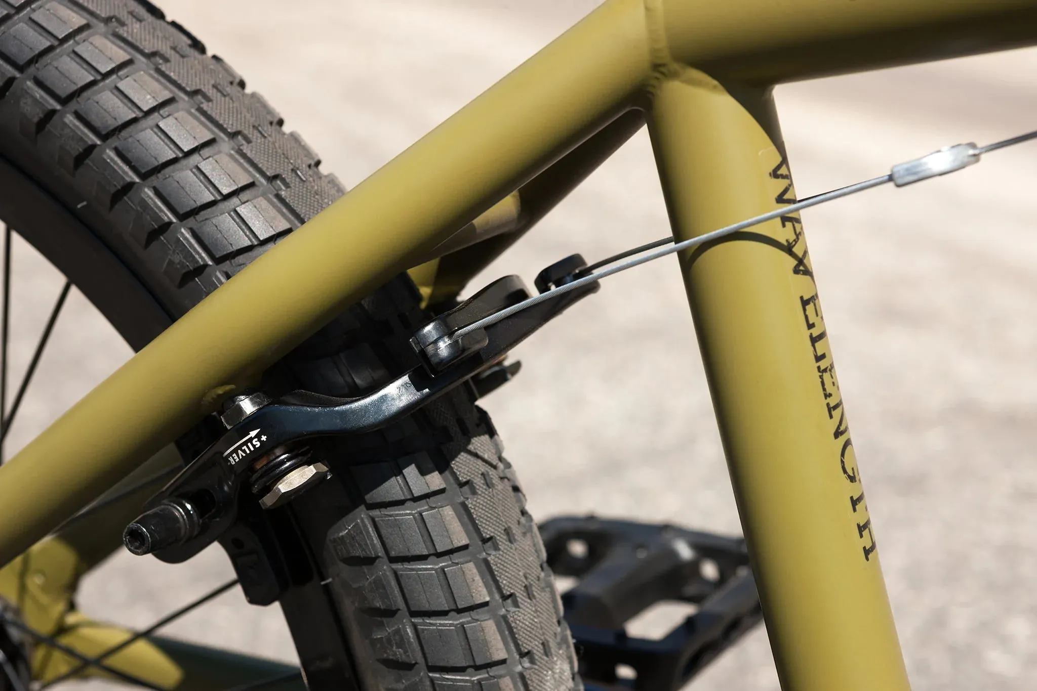 Sunday 2023 Wavelength 21 Gary Young Signature Complete BMX Bike - Matte Army Green