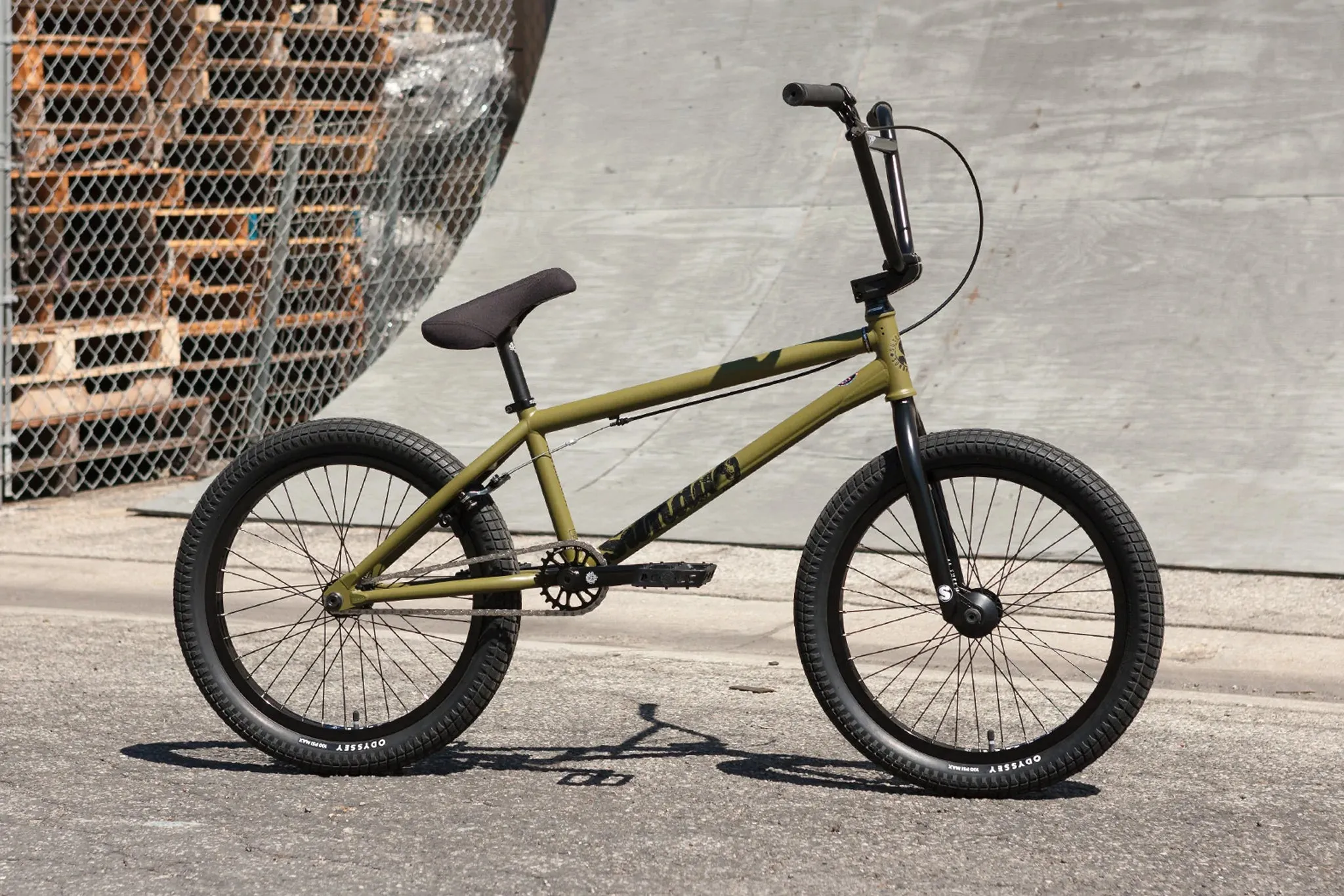 Sunday 2023 Wavelength 21 Gary Young Signature Complete BMX Bike - Matte Army Green