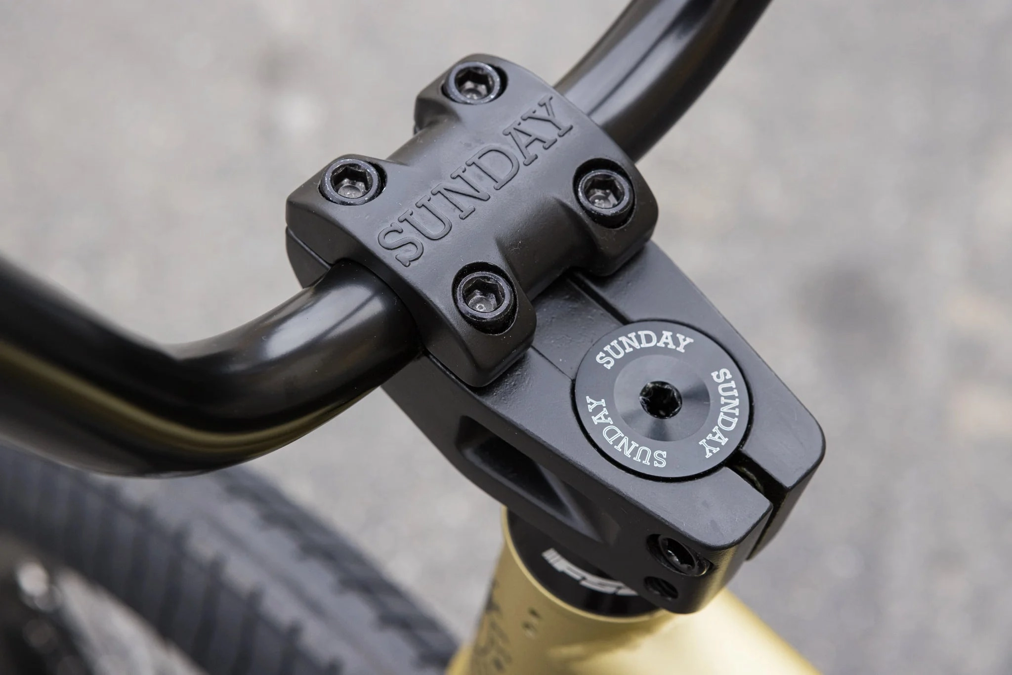 Sunday 2025 Forecaster (FC) Broc Raiford Signature 21 Complete BMX Bike - Matte Metallic Gold (LHD)