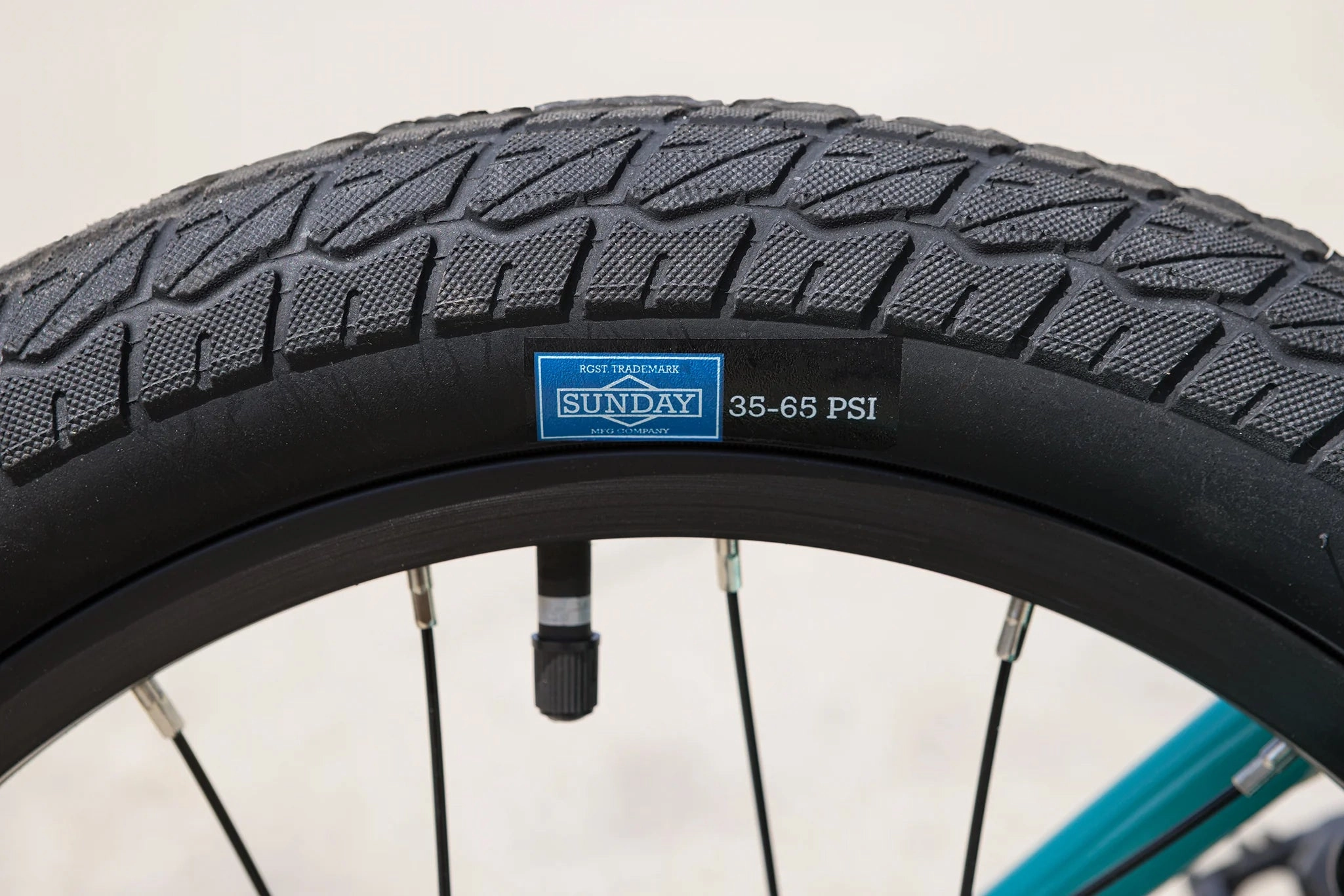 Sunday Primer 16 Complete BMX Bike - Gloss Turquoise