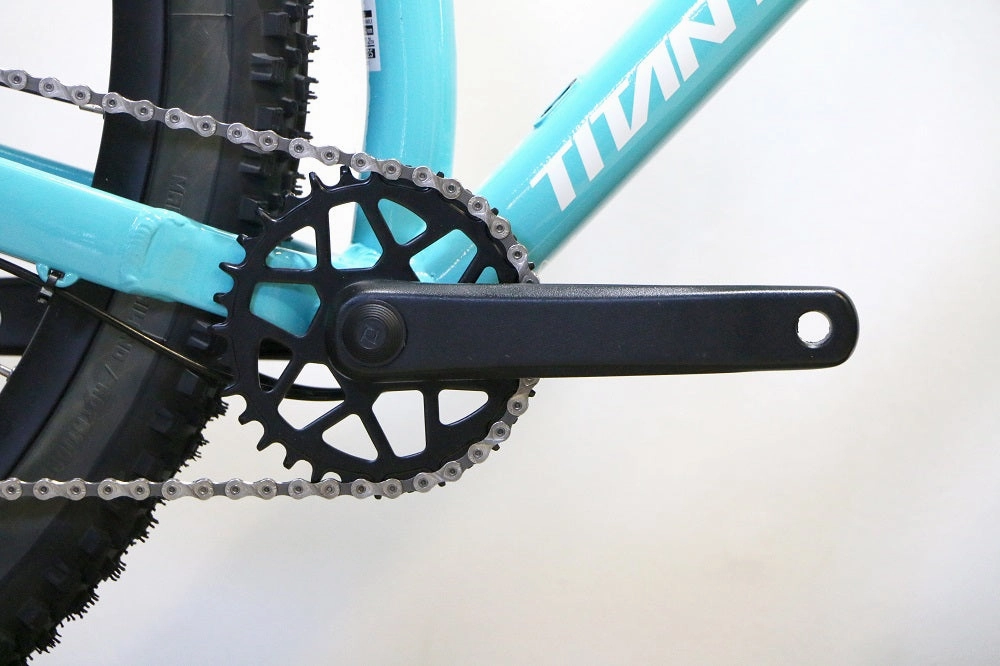 TITAN RACING Cerberus Cruz (2025)