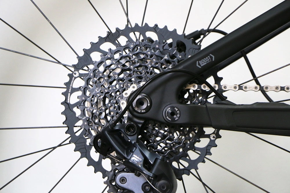 TITAN RACING Cypher RS Carbon Limited (2023)