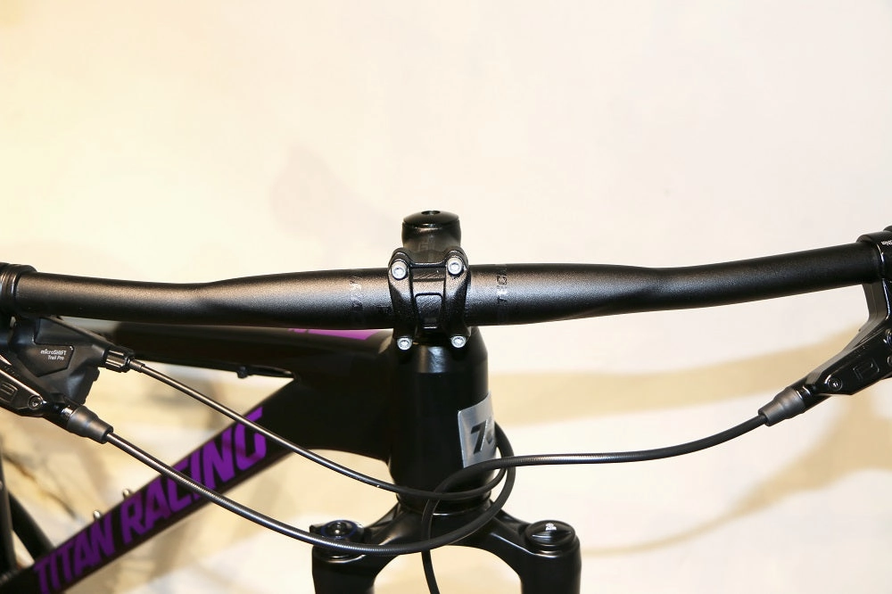 TITAN RACING Rogue Calypso Sport (2023)