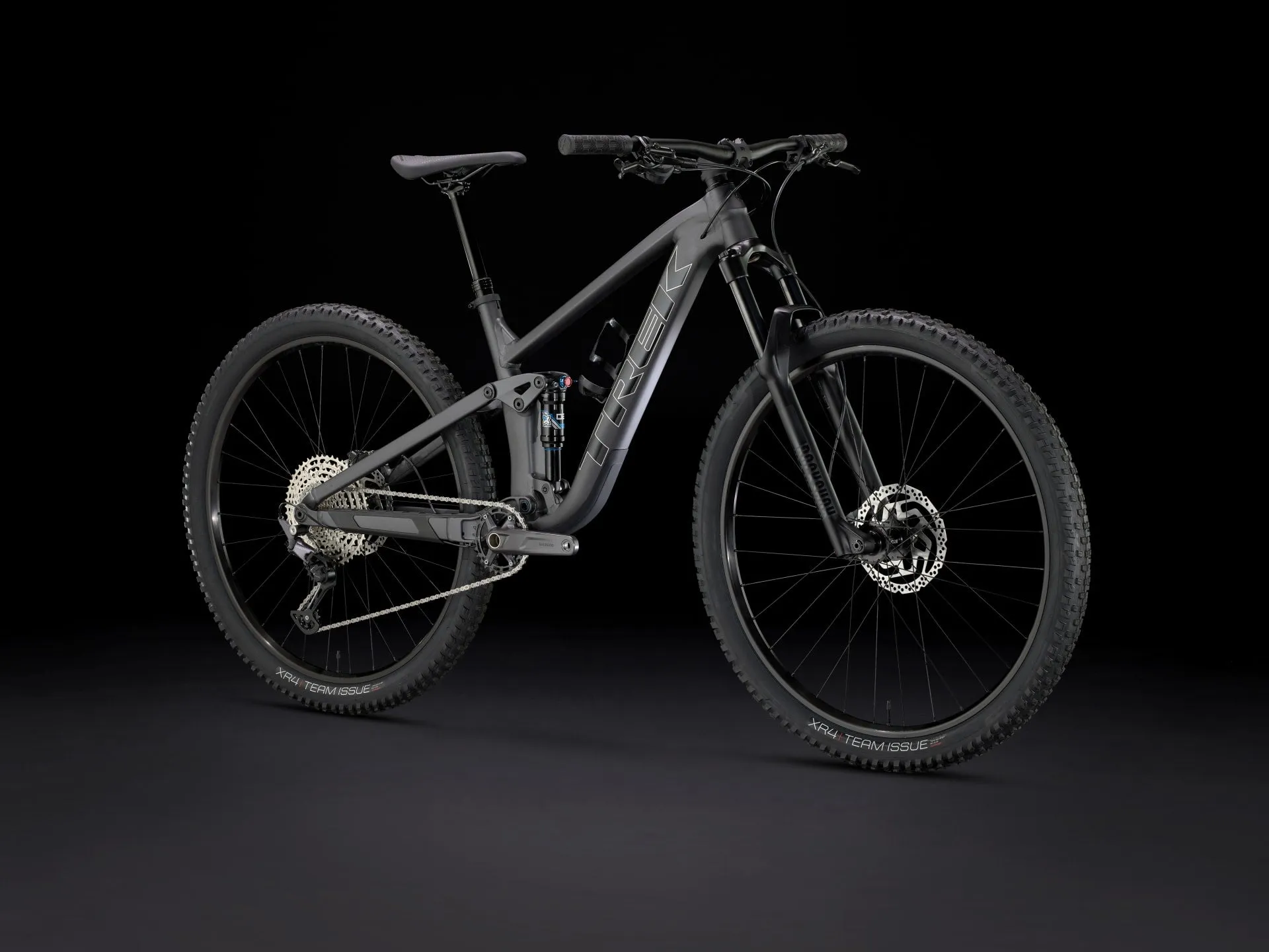Top Fuel 5 Matte Dnister Black