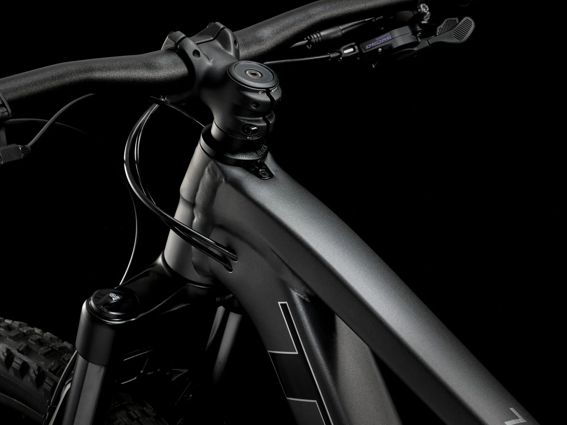 Top Fuel 5 Matte Dnister Black