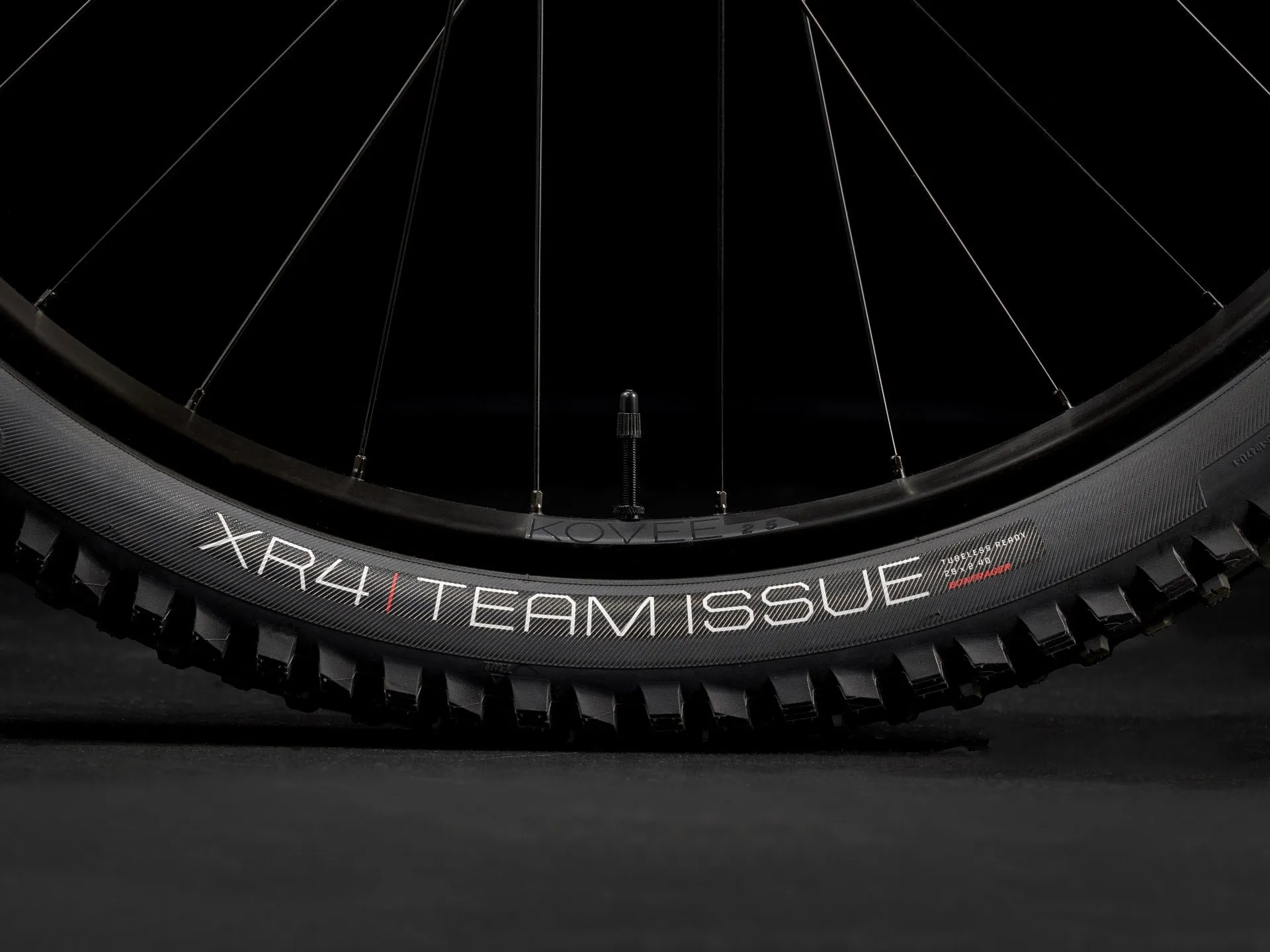 Top Fuel 5 Matte Dnister Black