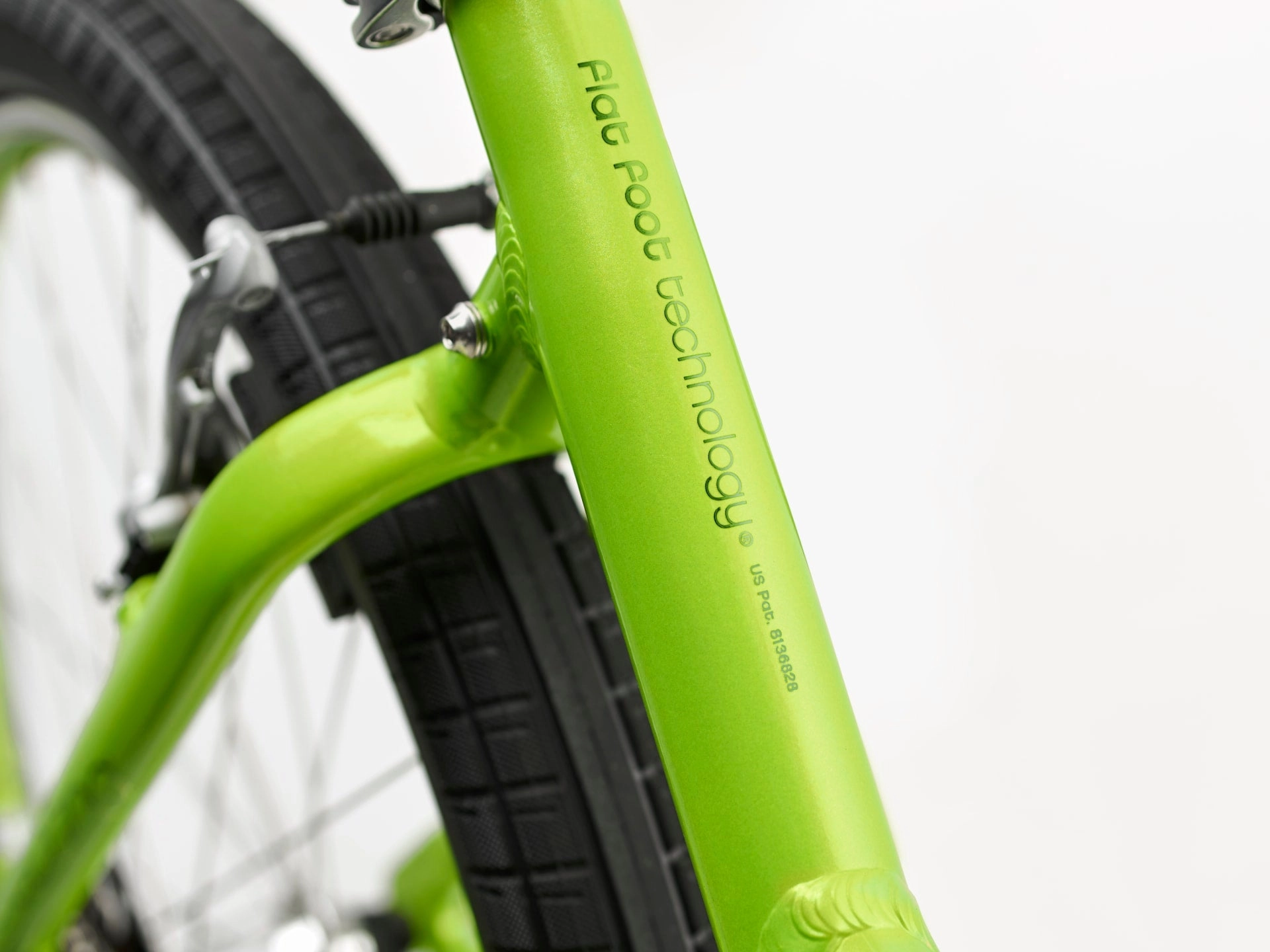 Townie 7D Step-Thru Kiwi