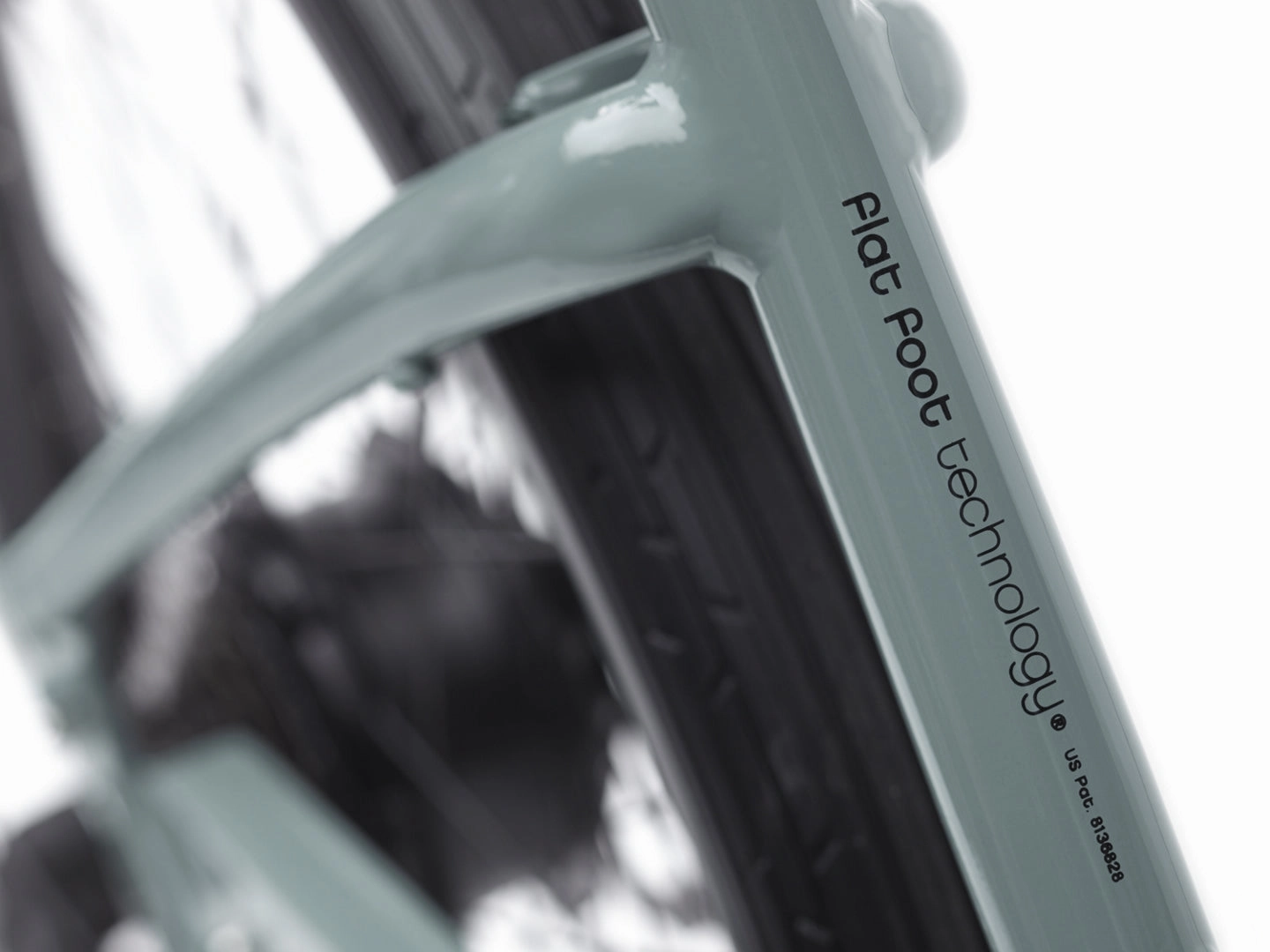 Townie Go! 7D Step-Thru Lunar Grey