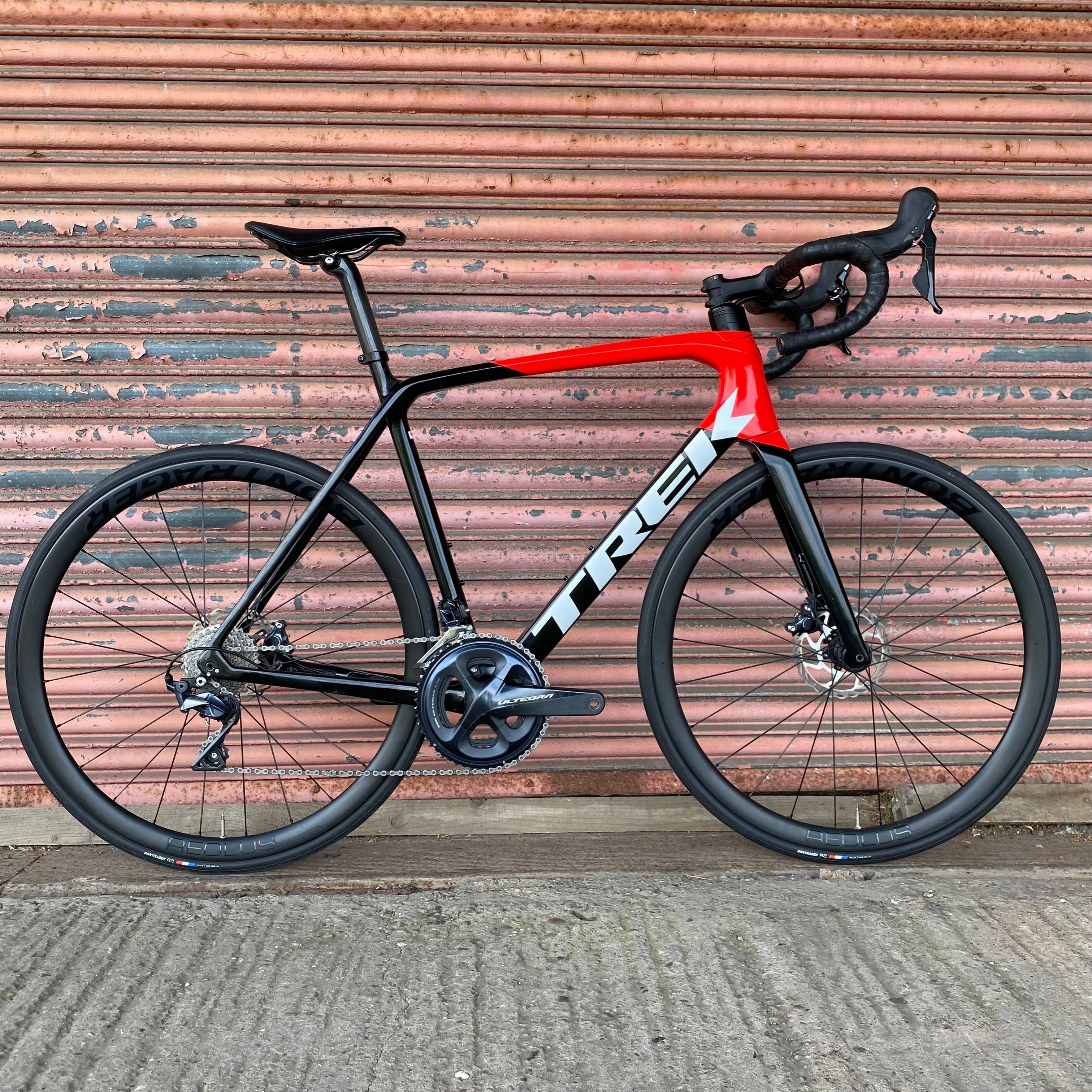 Trek Emonda SL6 Ultegra Carbon Disc Road Bike - 58cm
