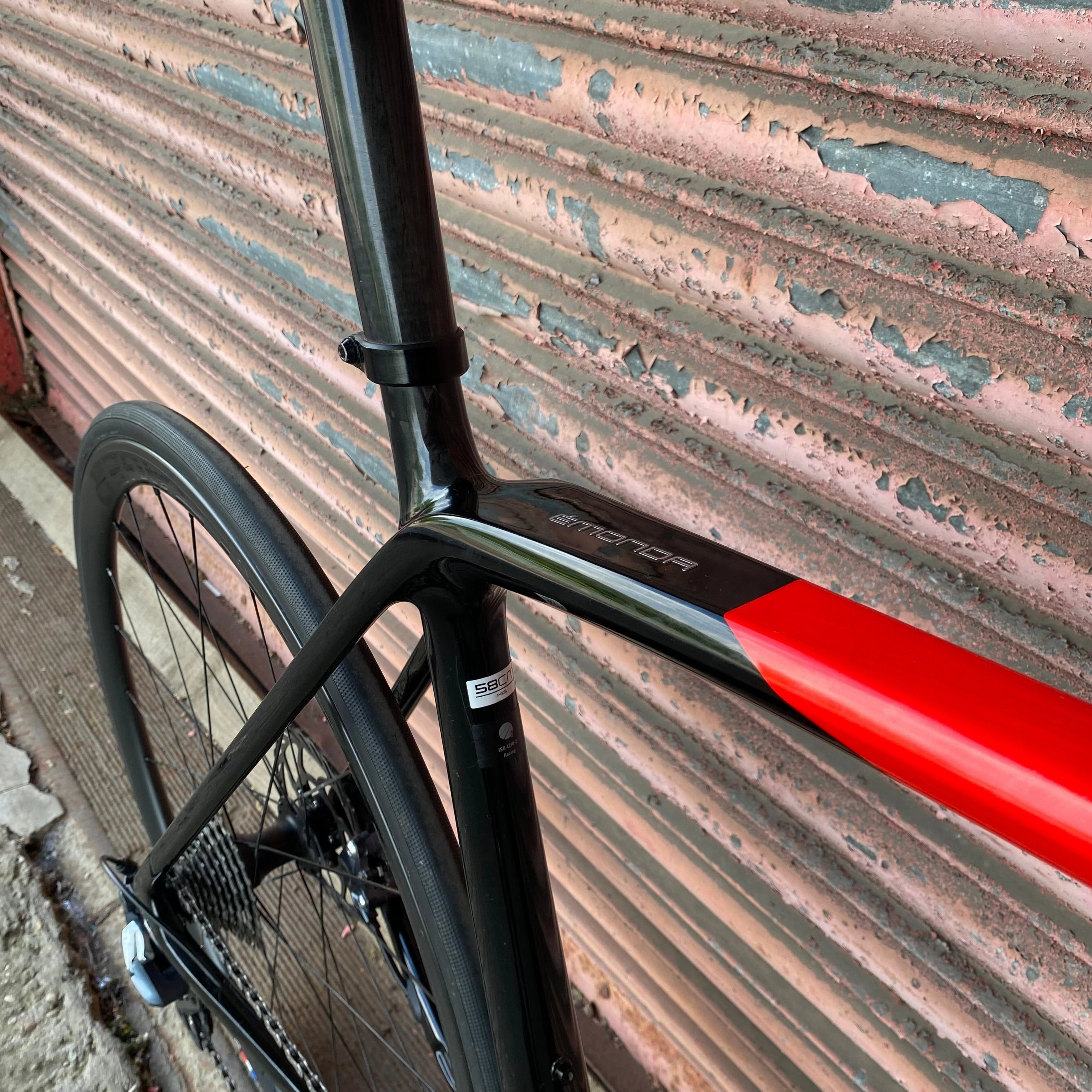 Trek Emonda SL6 Ultegra Carbon Disc Road Bike - 58cm