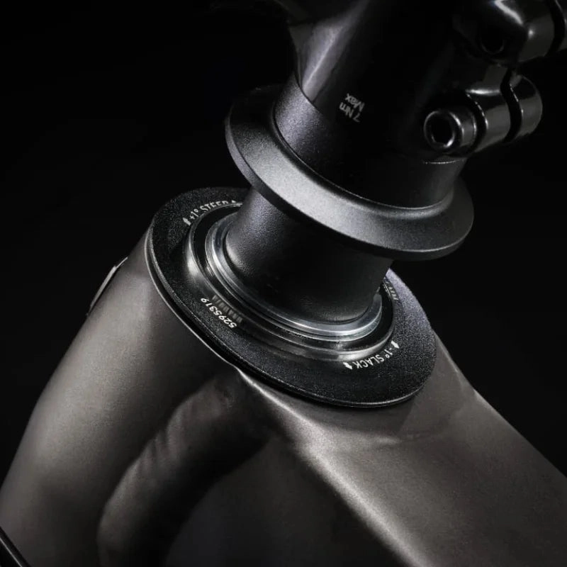 Trek Fuel EX 8 Gen 6 - Galactic Grey to Black Fade
