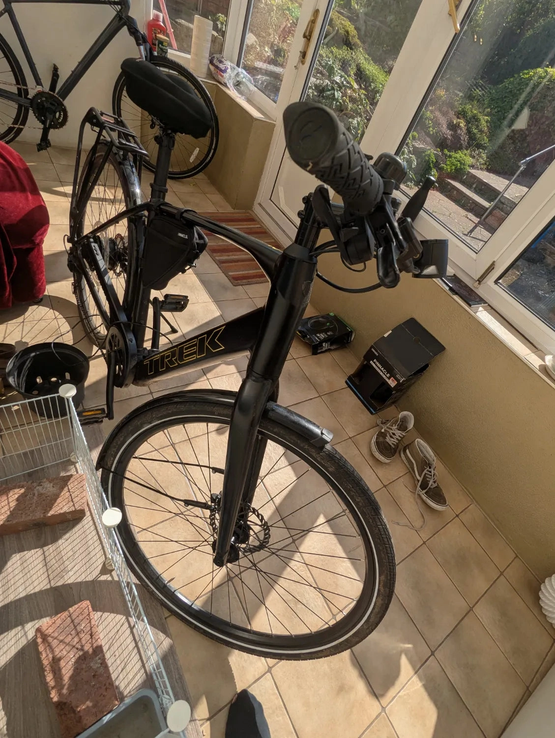 Trek FX  2 2023