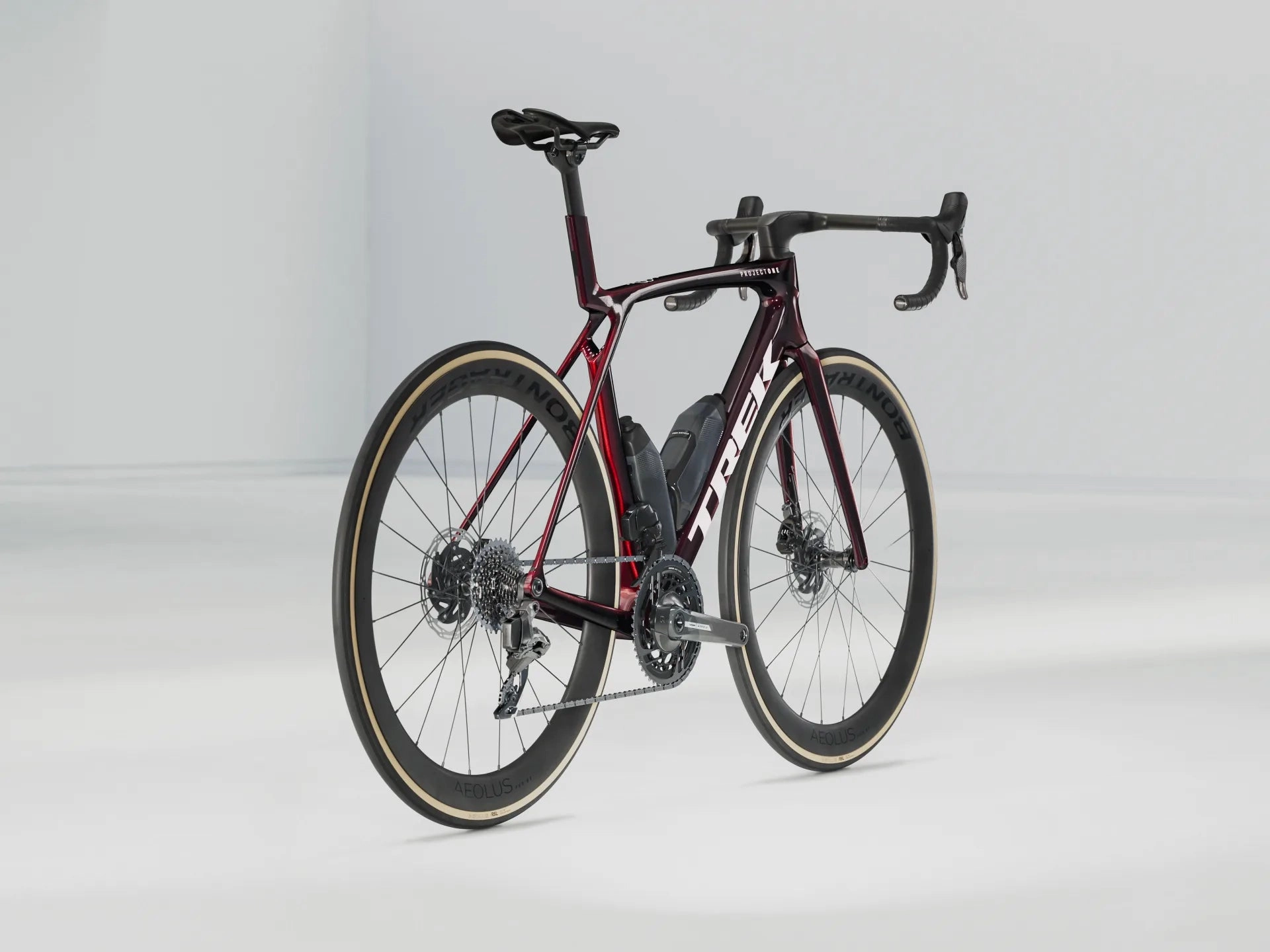 Trek Madone SLR 7 AXS Gen 8 - Carbon Red Smoke