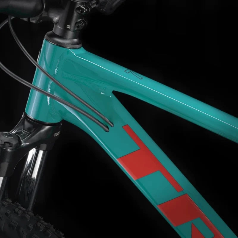 Trek Marlin 7 Gen 3 - Teal to Nautical Navy Fade