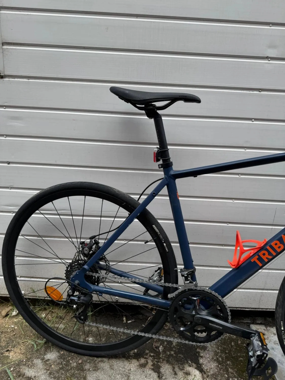 TRIBAN TRIBAN Gravel Bike 120 - Disc Brakes - Carbon fork - 1x10 speed 2023