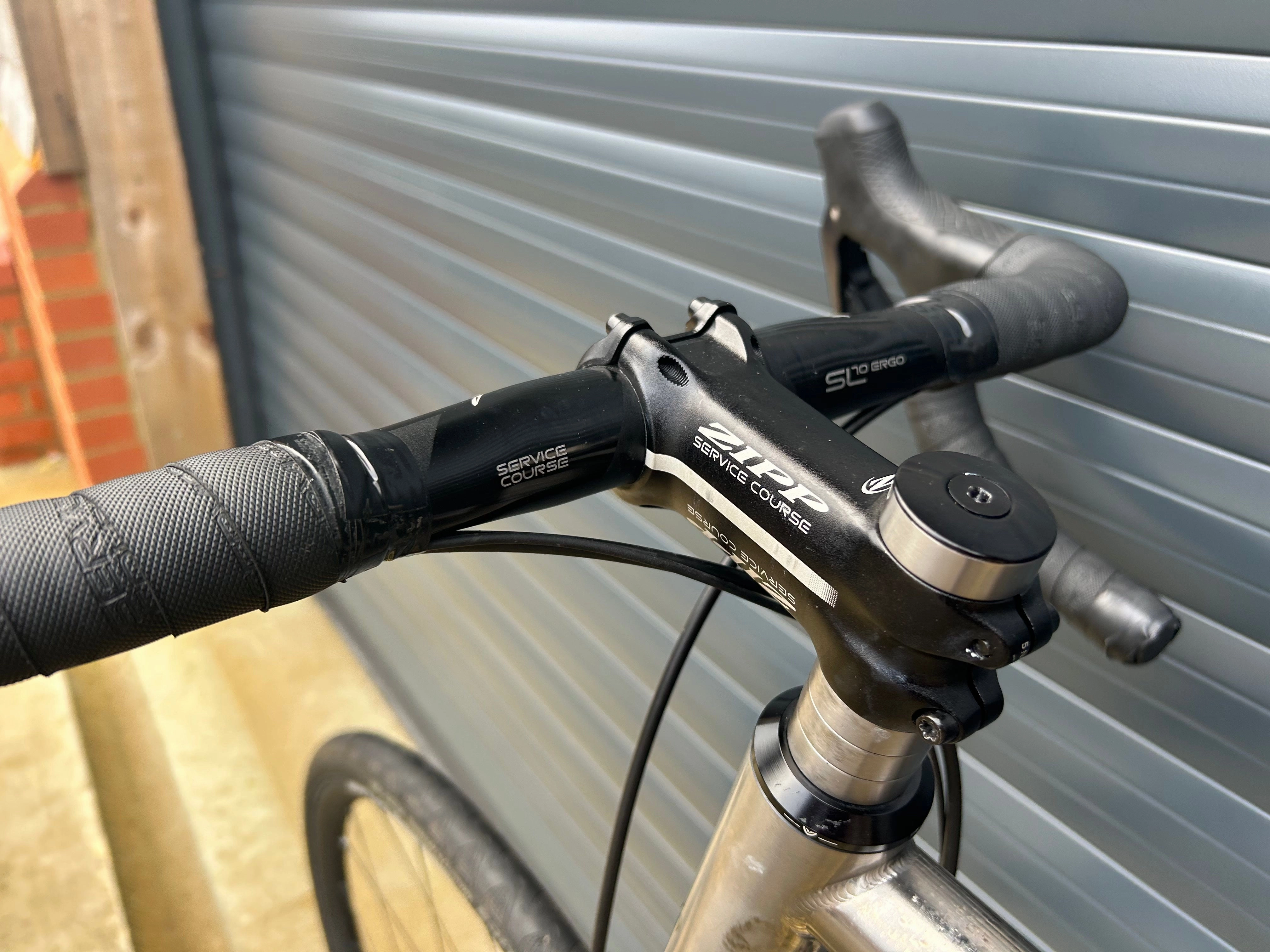 Vaaru Vaaru MPA Ultegra Di2 Titanium Road Bike 60cm 2018