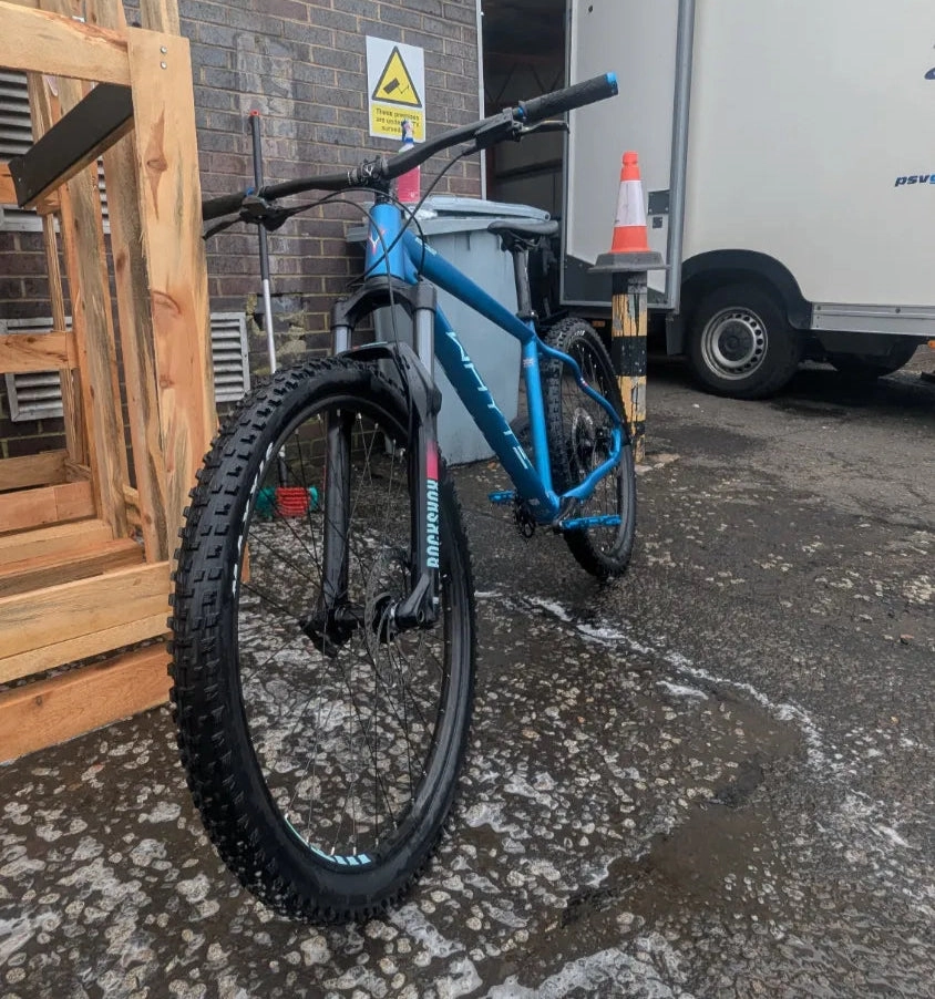 Whyte 802 COMPACT v4 2022