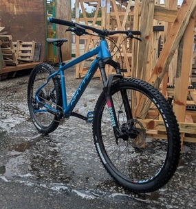 Whyte 802 COMPACT v4 2022
