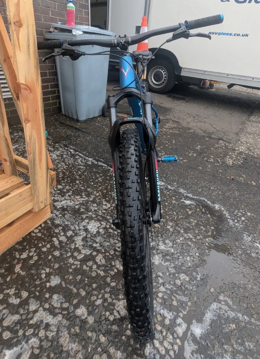Whyte 802 COMPACT v4 2022