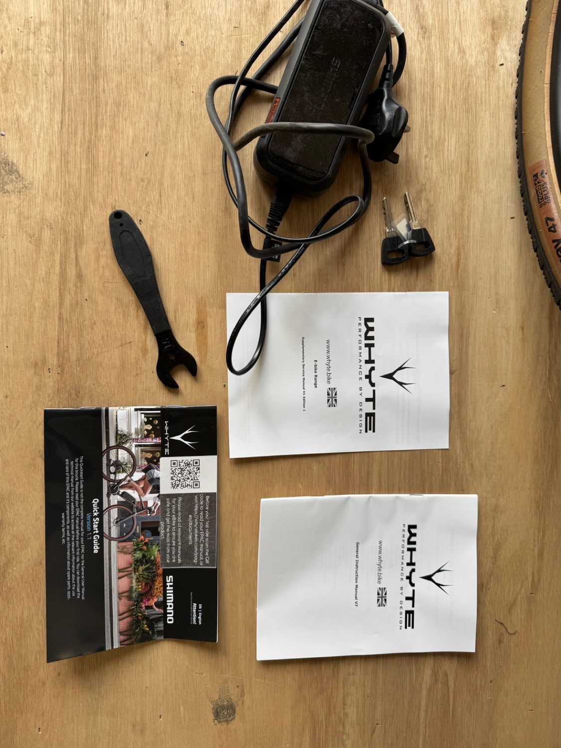 Whyte Highgate Compact Electric Commuter Bike 2022