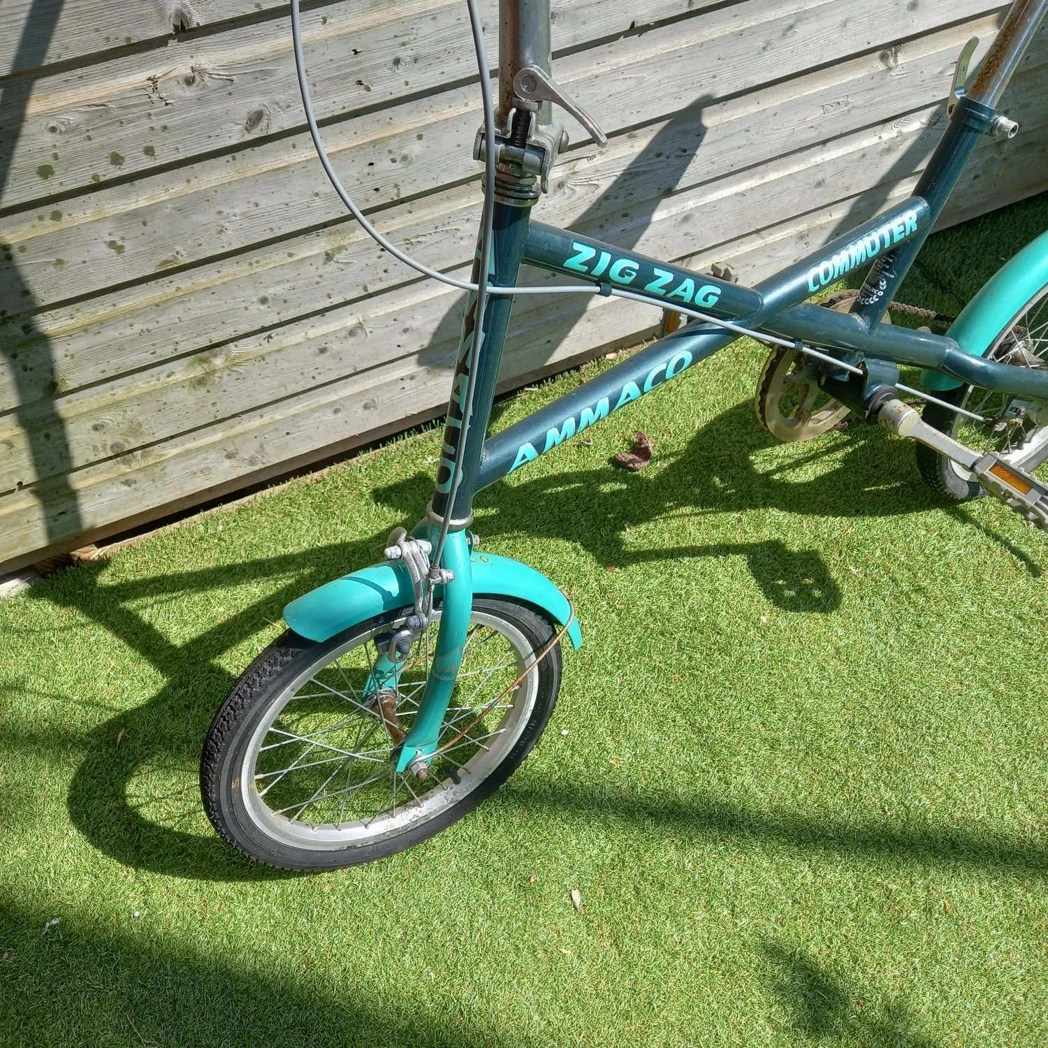 Zigzag Commuter 2025