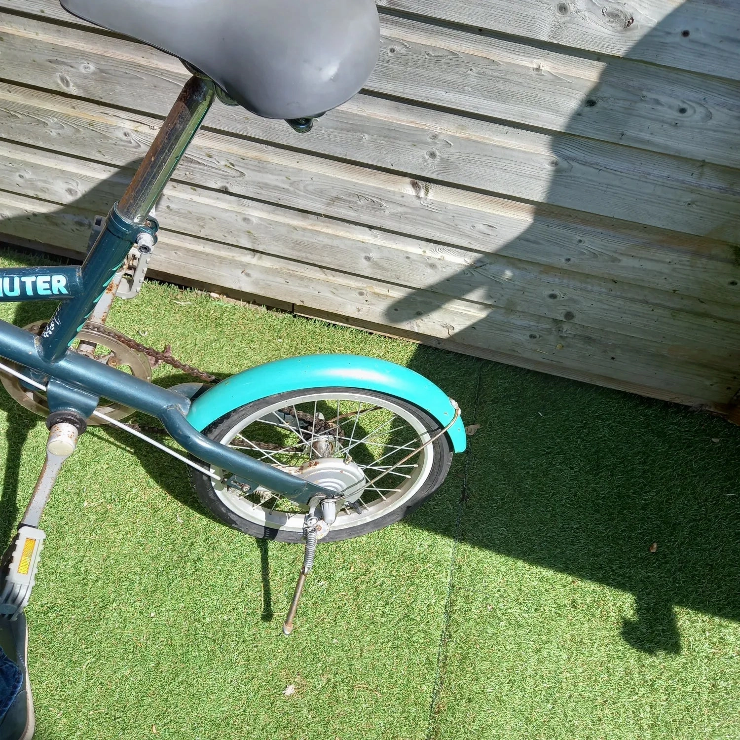 Zigzag Commuter 2025